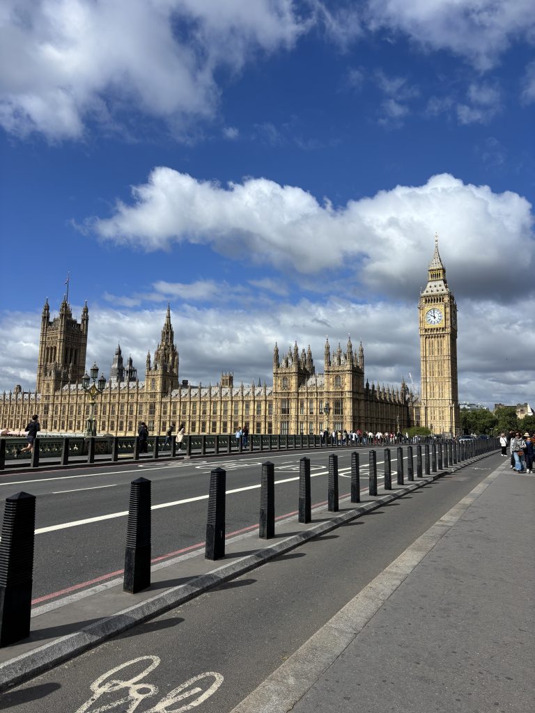 uk
